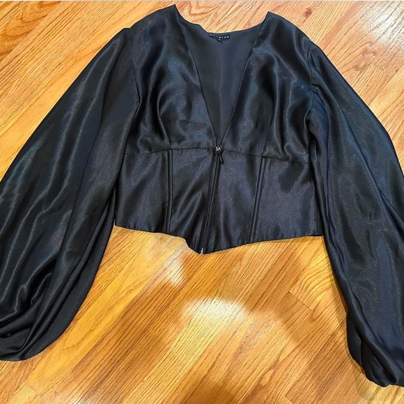 KILENTAR BLACK JOYO TOP - Picture 5 of 5